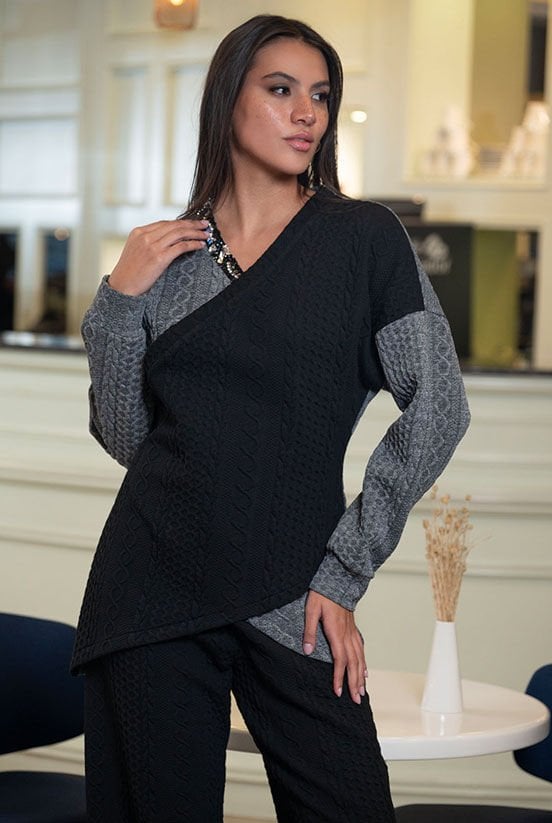 İşleme Detaylı Örme Bluz