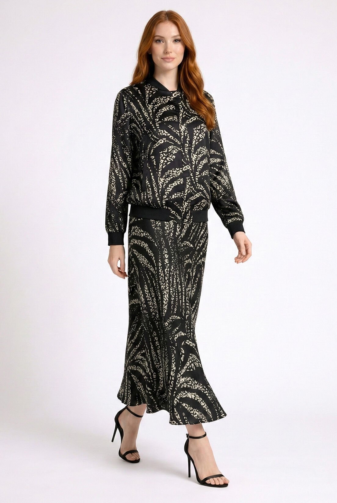 Siyah Saten Desenli Bomber Ceket