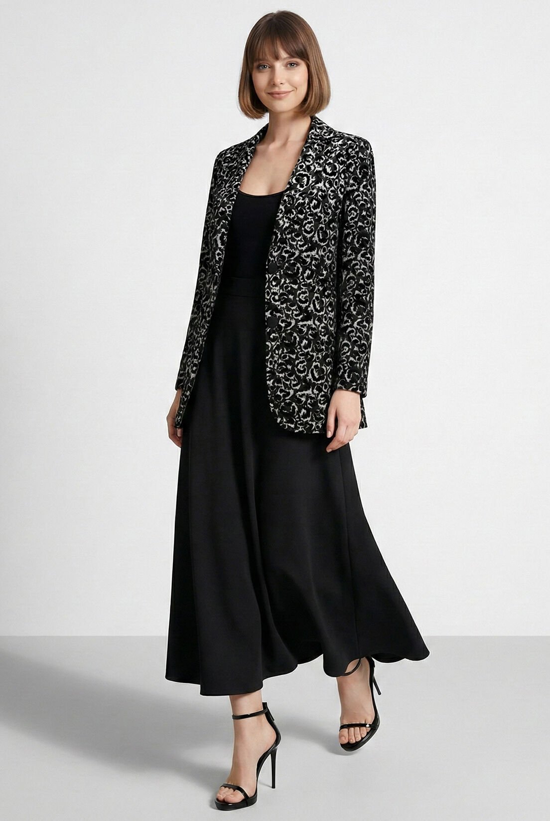 Gümüş Varaklı Leopar Kadife Ceket