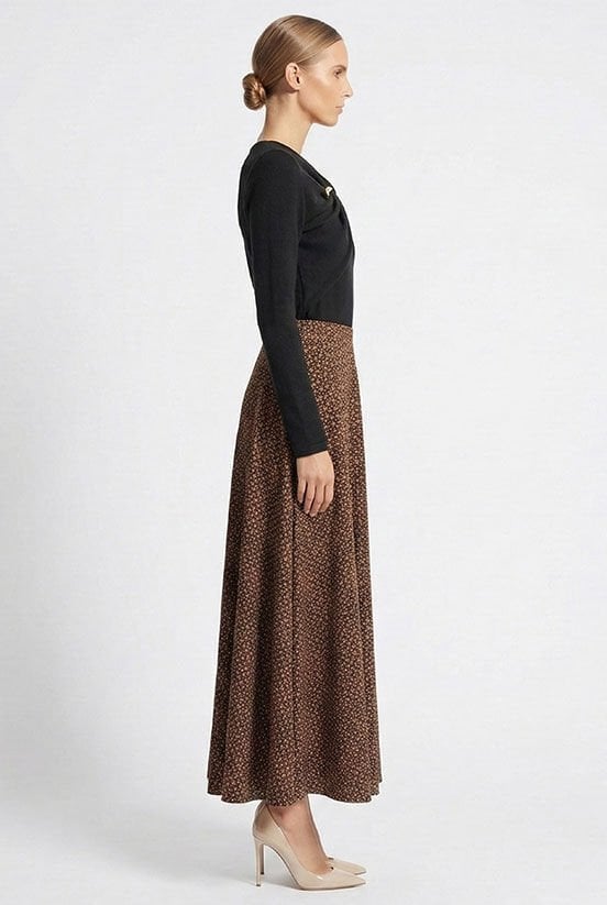 Siyah Toka Detaylı Bluz