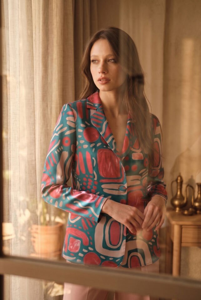 Pembe Desenli İpek Saten Blazer