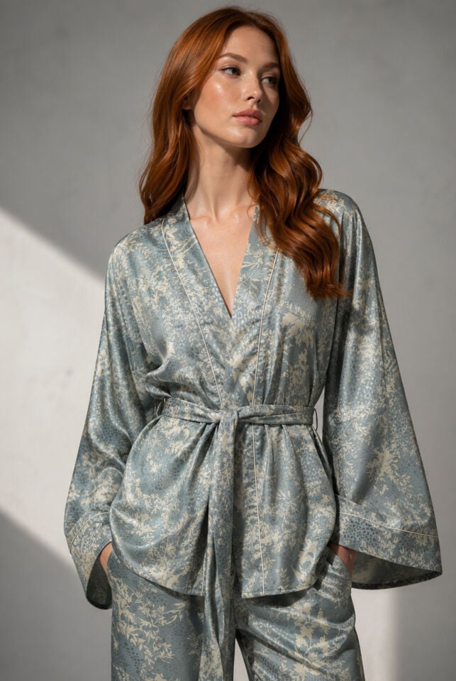Mavi Jakar Kimono